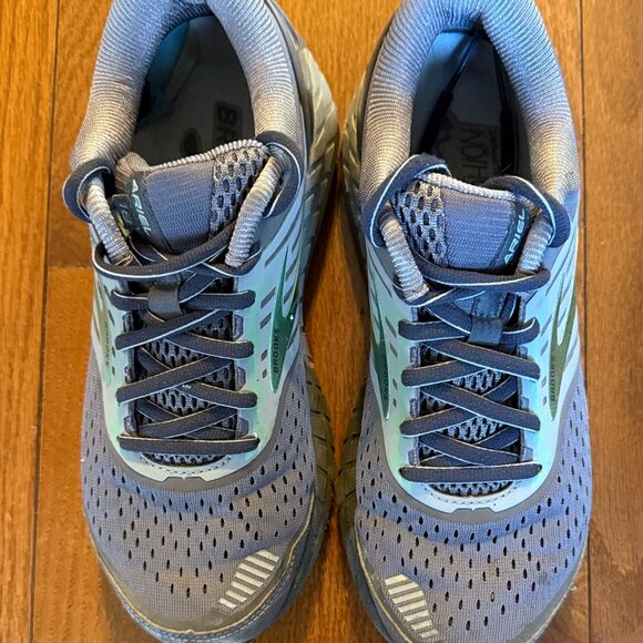 Brooks Ariel 18 Women's Size 8.5 Grey and Green - Worn a Few Times - Picture 2 of 7